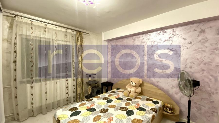 Apartament cu 3 camere decomandat în Drumul Sării