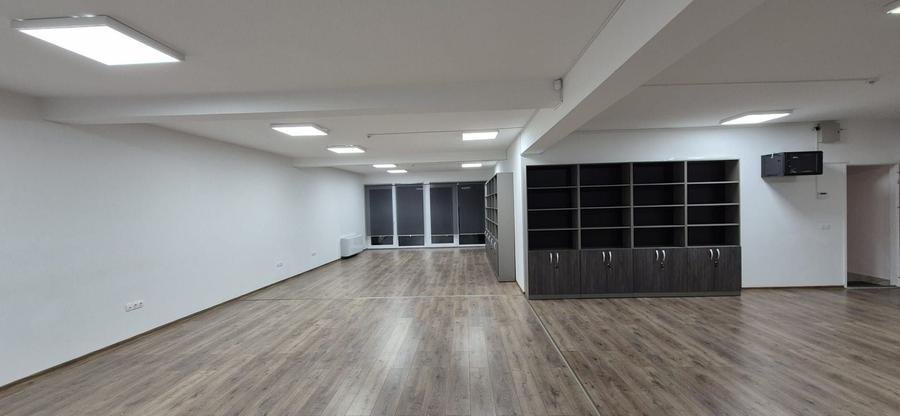 Birou, de 150 mp, în Central