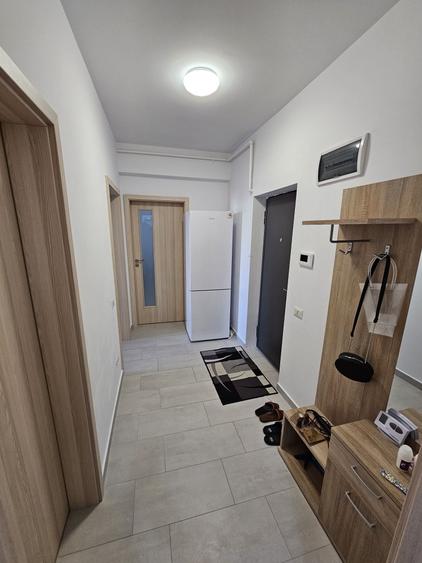 Apartament cu 2 camere decomandat în Exterior Vest