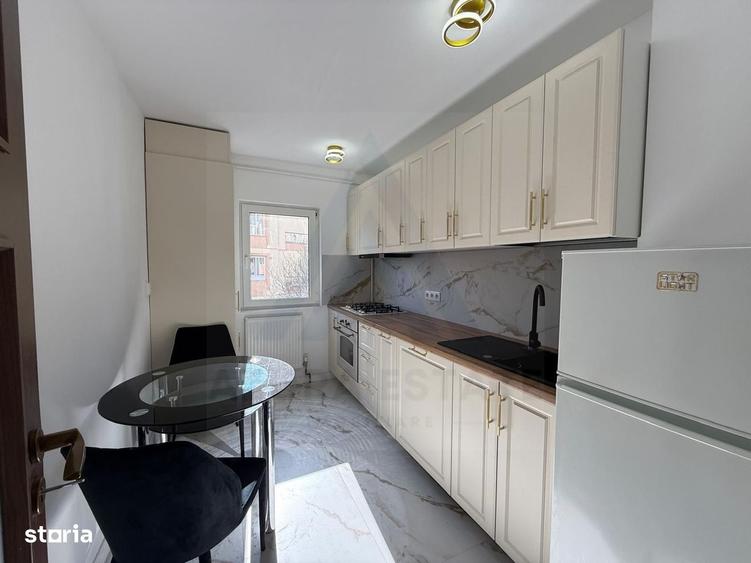 Apartament cu 4 camere decomandat în Cândești