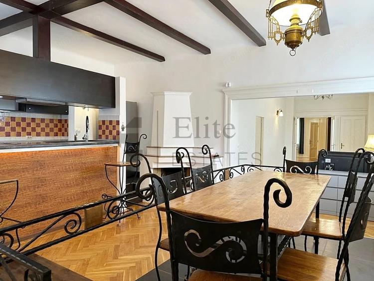 Apartament cu 4 camere decomandat în Ultracentral