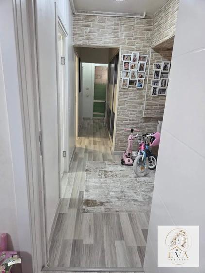 Apartament cu 3 camere decomandat în Progresul
