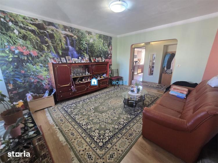 Apartament cu 4 camere în Central