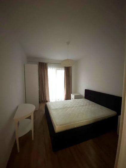 Apartament cu 2 camere semidecomandat, mobilat în Bună Ziua