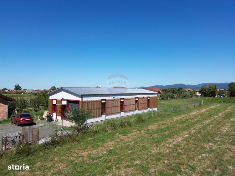 Spațiu comercial, de 150 mp, în Recea