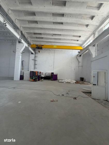 Spațiu comercial, de 750 mp, în Șerbănești