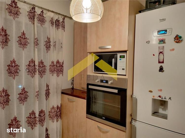 Apartament cu 3 camere decomandat în Șega