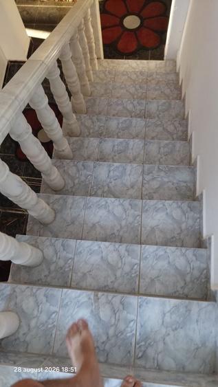 Casa din caramida, complet utilata - 14