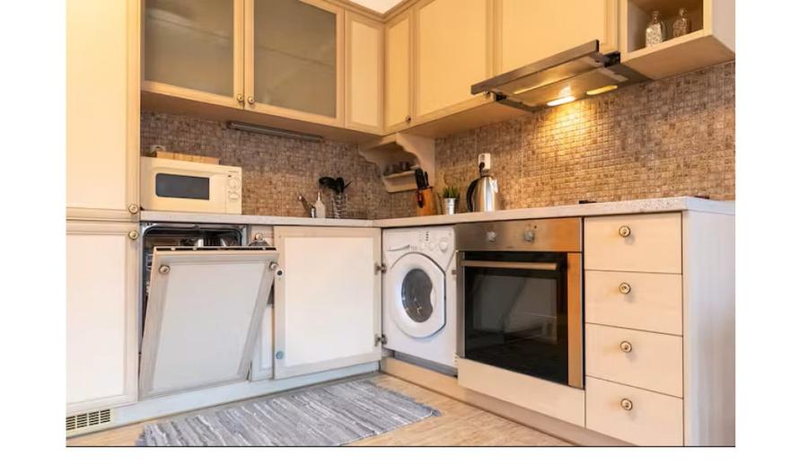 Apartament cu 3 camere decomandat în Herăstrău