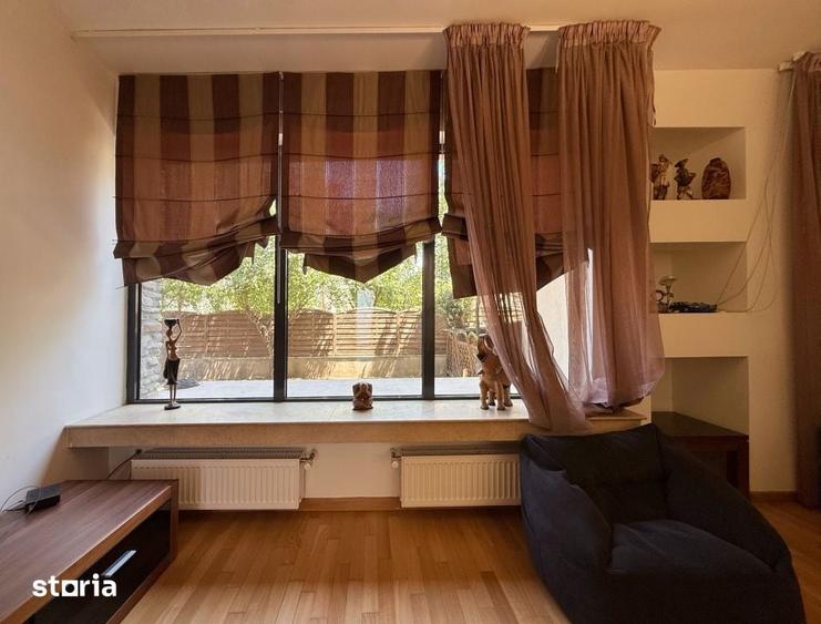 Casă cu 4 camere cu Teren 440 Mp în Est
