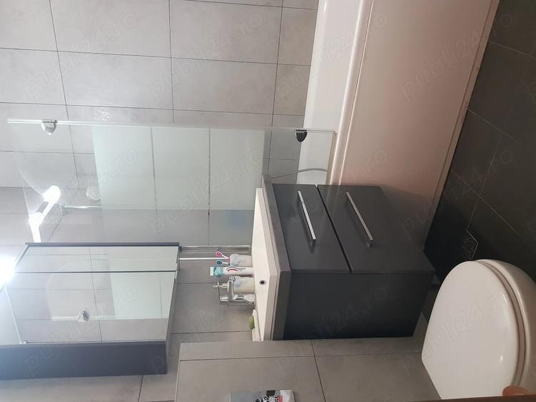 Apartament cu 2 camere semidecomandat în 1 Mai