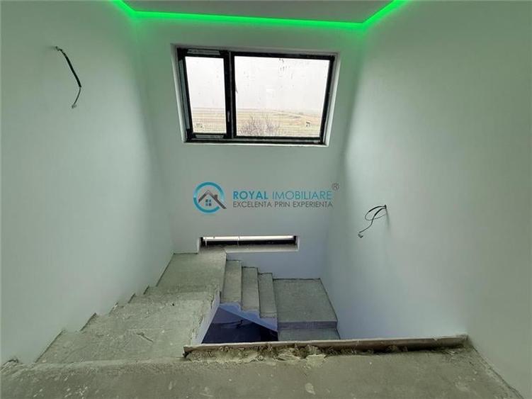 Casă individuală cu 5 camere cu Teren 704 Mp în Strejnicu