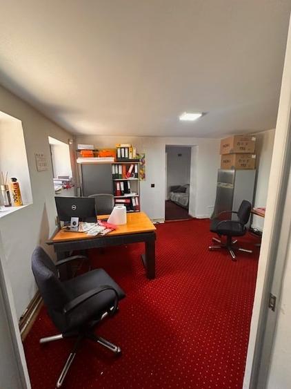 Casă individuală cu 5 camere cu Teren 100 Mp în Unirii