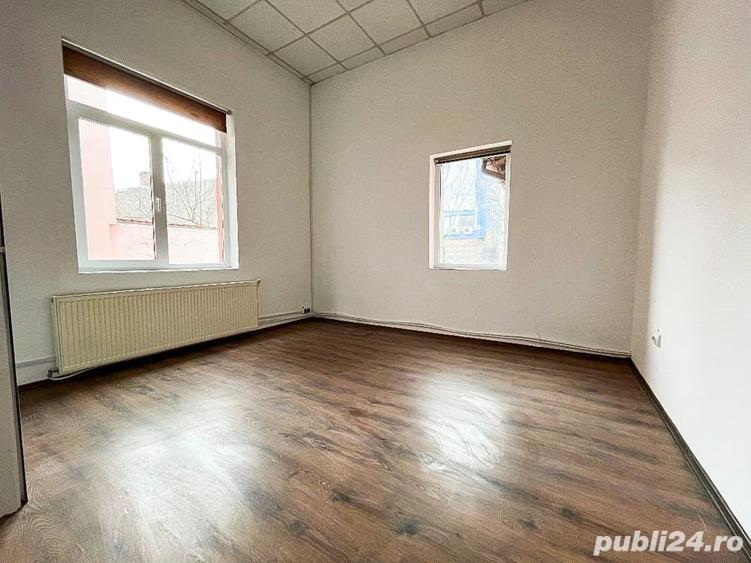 Casă cu 4 camere cu Teren 500 Mp în Central