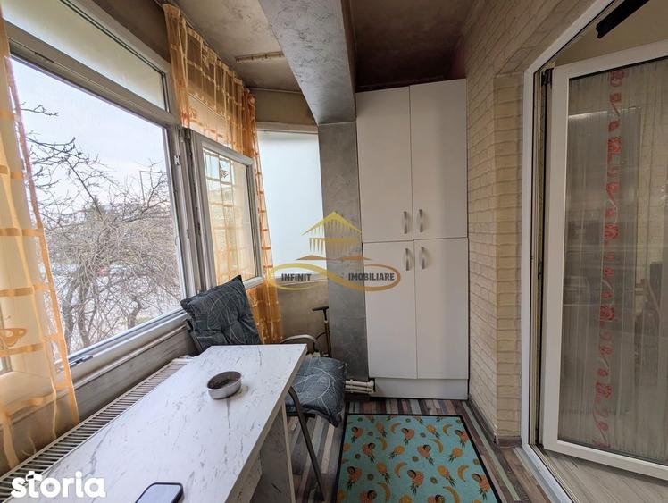 Apartament cu 3 camere decomandat în Bistrița Lac