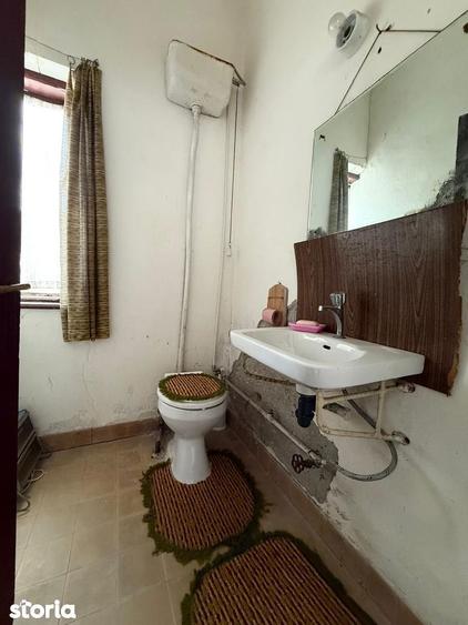 Apartament cu 3 camere decomandat în Furnica