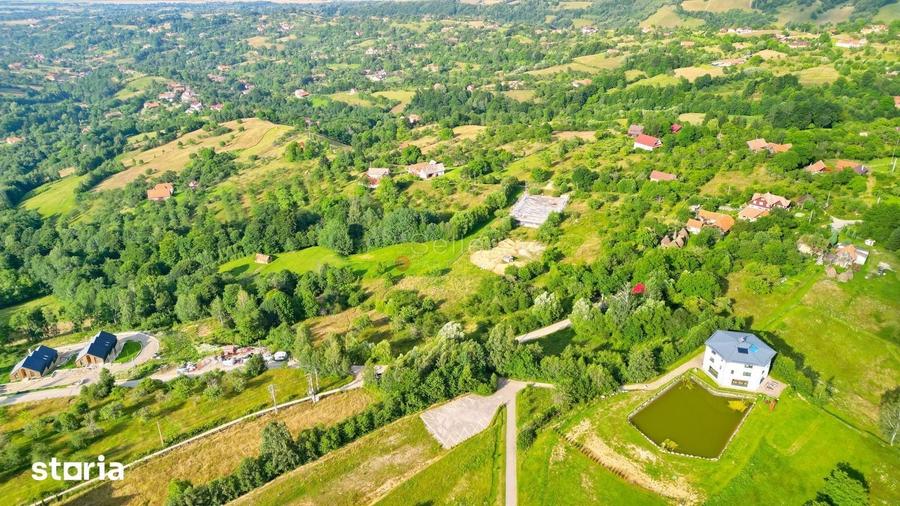 Teren de 2307 mp, în Bran