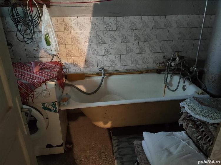 Casă cu 3 camere în Târgu Ocna