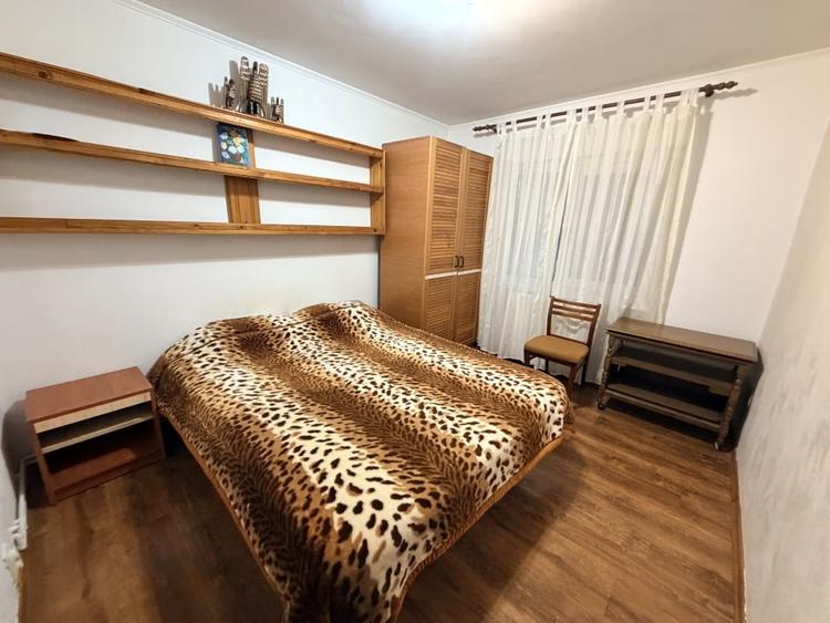 Apartament cu 4 camere decomandat, mobilat în 1 Mai