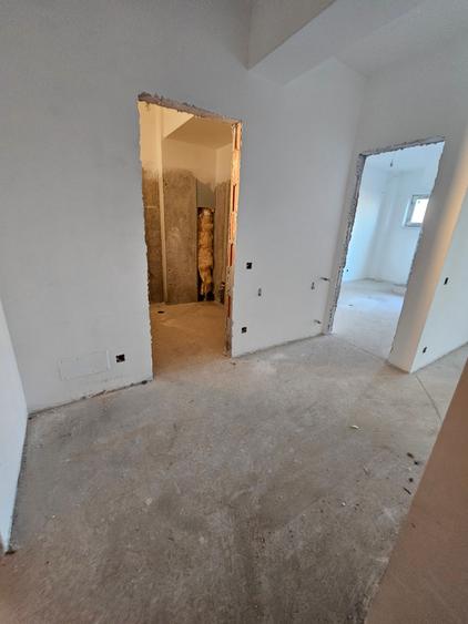 Apartament cu 2 camere decomandat în Chitila