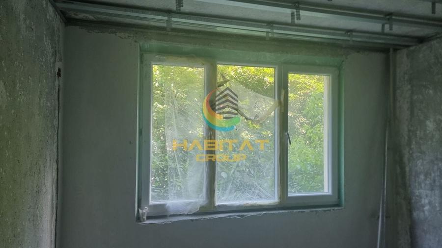 Apartament cu 4 camere decomandat în Drumul Găzarului