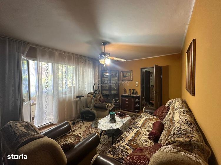 Apartament cu 3 camere decomandat în Central