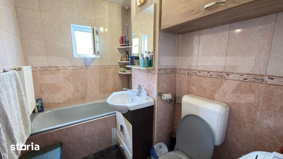Apartament cu 3 camere în Micro 16