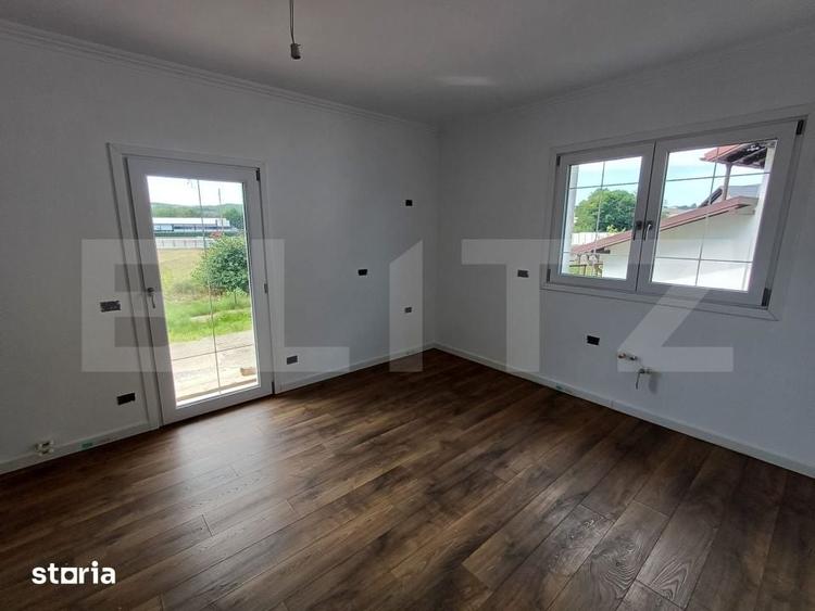 Casă cu 5 camere cu Teren 2650 Mp în Pătrăuți