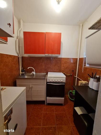 Garsonieră decomandată în Micălaca