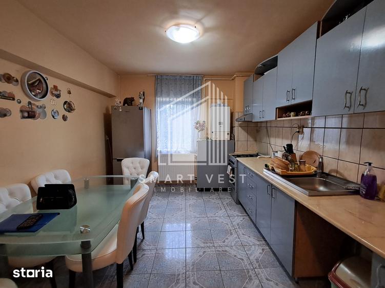 Apartament cu 2 camere decomandat, mobilat în Micro 16