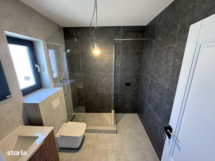 Casă cu 4 camere în Valea Ursului