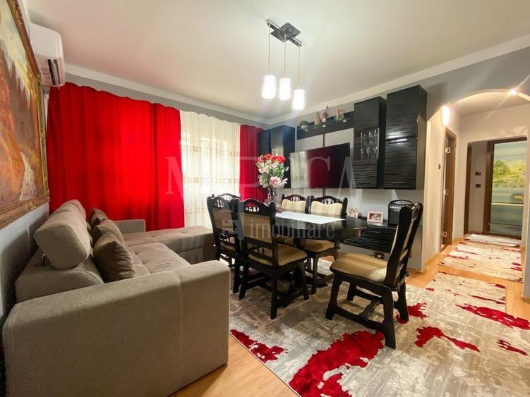 Apartament cu 4 camere semidecomandat în Mănăștur