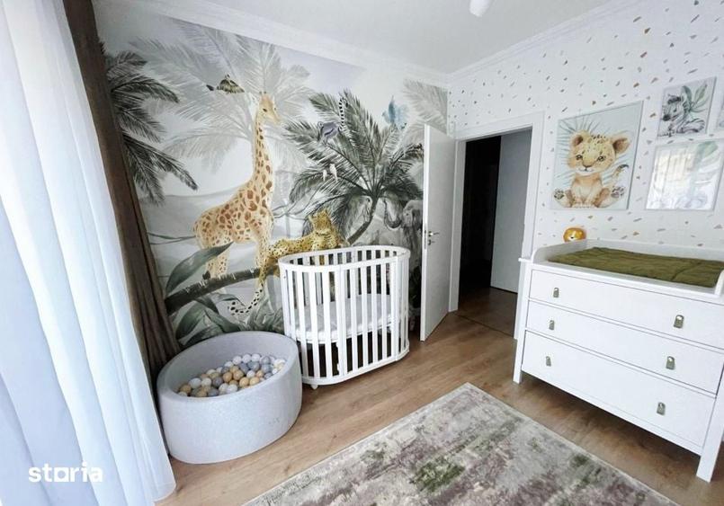 Apartament cu 3 camere semidecomandat în Ciupercenii Noi