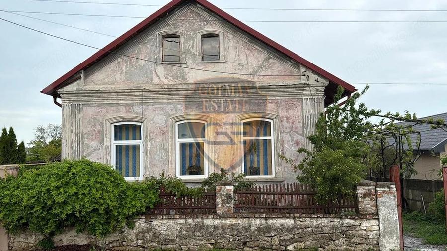 Casă cu 4 camere cu Teren 1025 Mp în Lumina