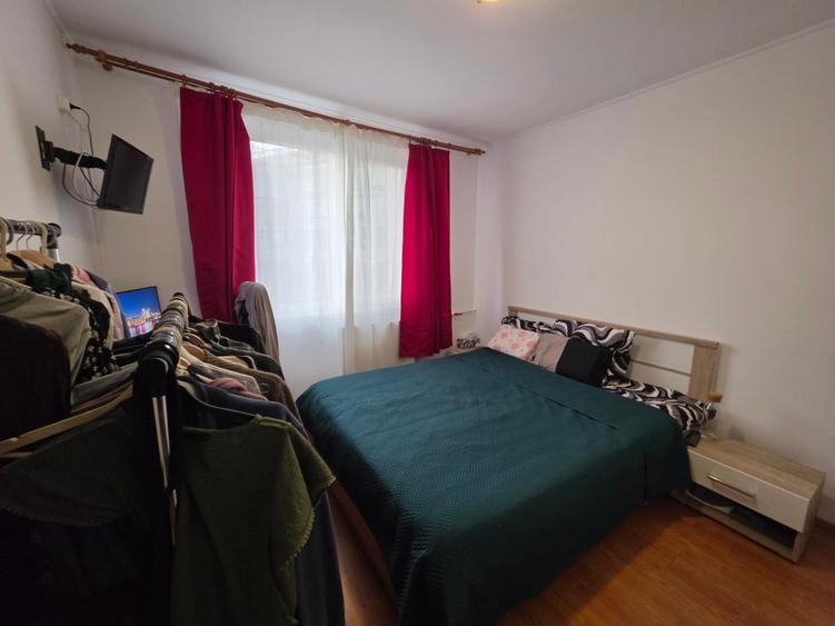 Apartament cu 2 camere decomandat în Baba Novac
