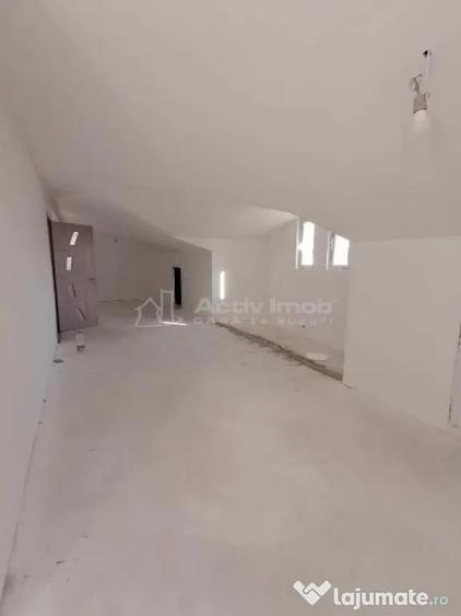 Casă cu 4 camere cu Teren 200 Mp în Rahova