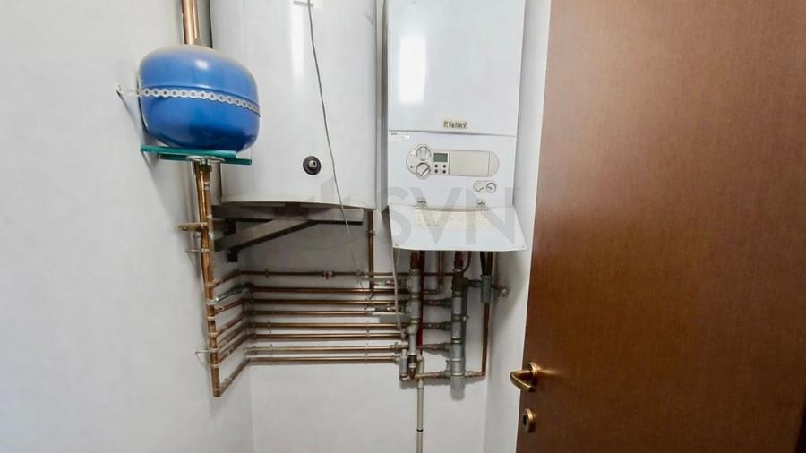 Apartament cu 6 camere semidecomandat în Dorobanți