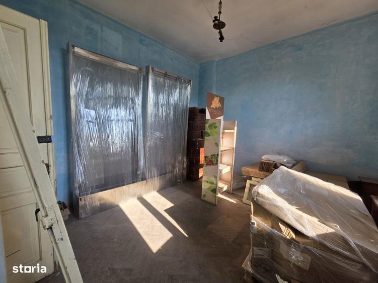 Casă cu 4 camere în Cărbunari