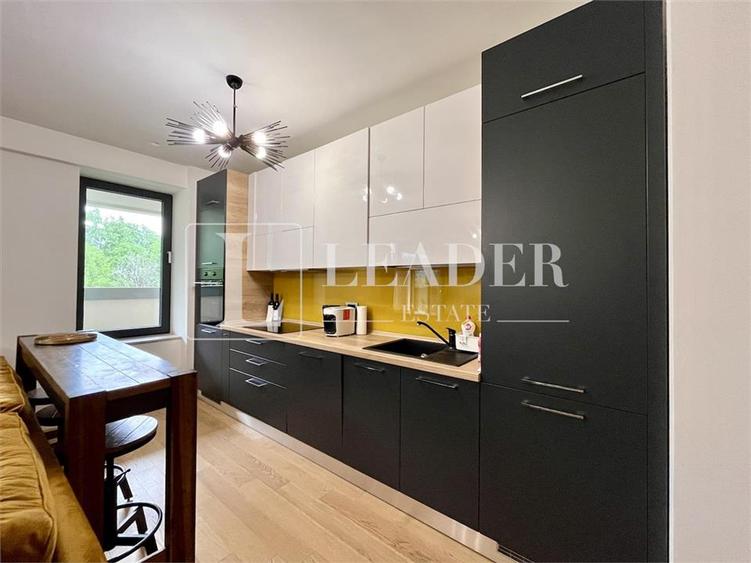 Apartament cu 3 camere semidecomandat, mobilat în Barbu Văcărescu
