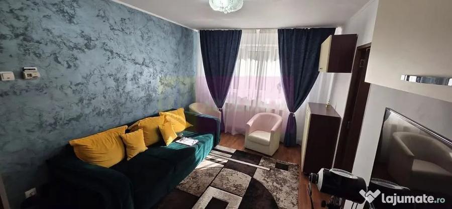 Apartament cu 2 camere semidecomandat în Central