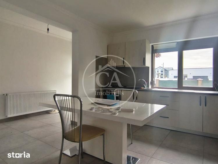 Casă cu 4 camere decomandat cu Teren 528 Mp în Sântandrei