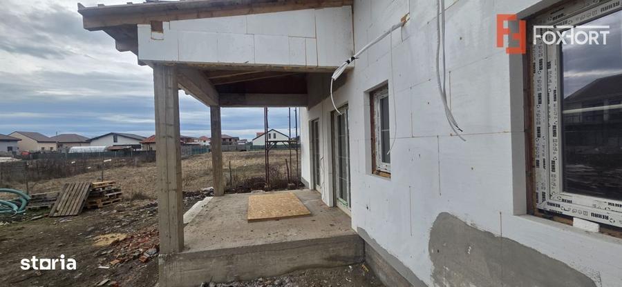Casă cu 4 camere cu Teren 365 Mp în Central