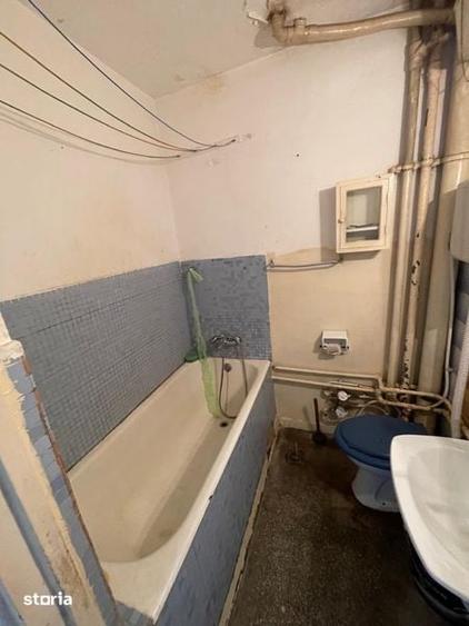 Apartament cu 2 camere decomandat în Berceni