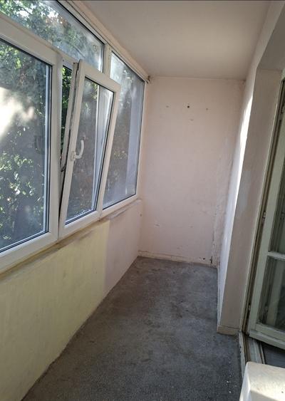 Garsonieră decomandată în Lucrețiu Pătrășcanu