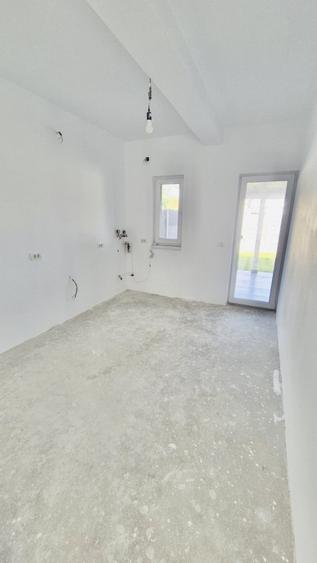 Duplex cu 4 camere cu Teren 290 Mp în Giroc