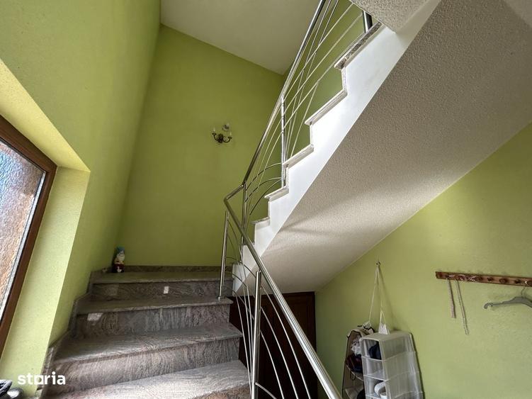Casă cu 4 camere decomandat cu Teren 1812 Mp în Zădăreni