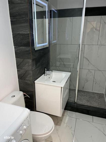 Garsonieră decomandată în Central