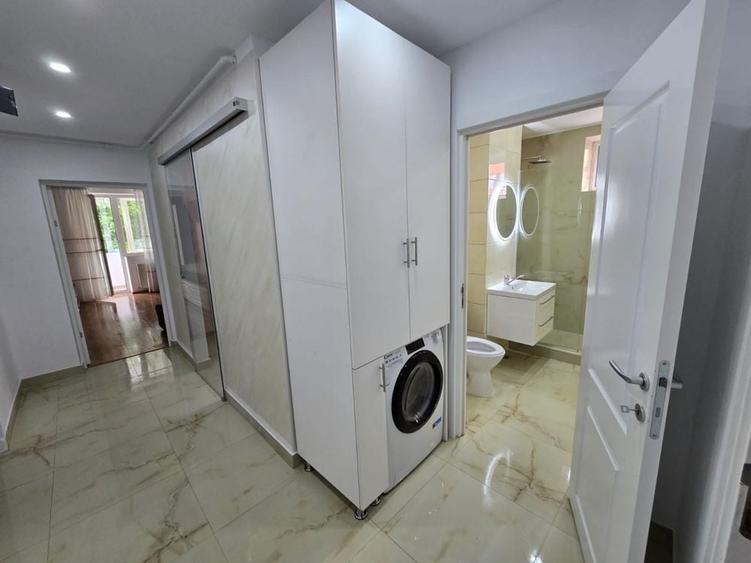 Apartament cu 2 camere decomandat în Mărăței