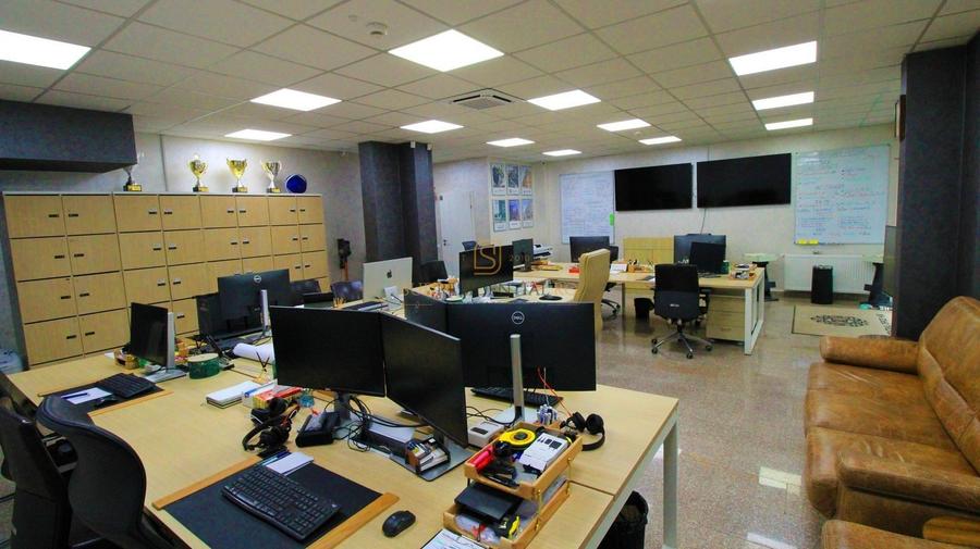Spațiu comercial, de 83 mp, în Berceni