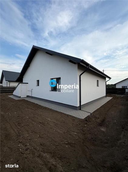 Casă cu 3 camere cu Teren 400 Mp în Miroslava